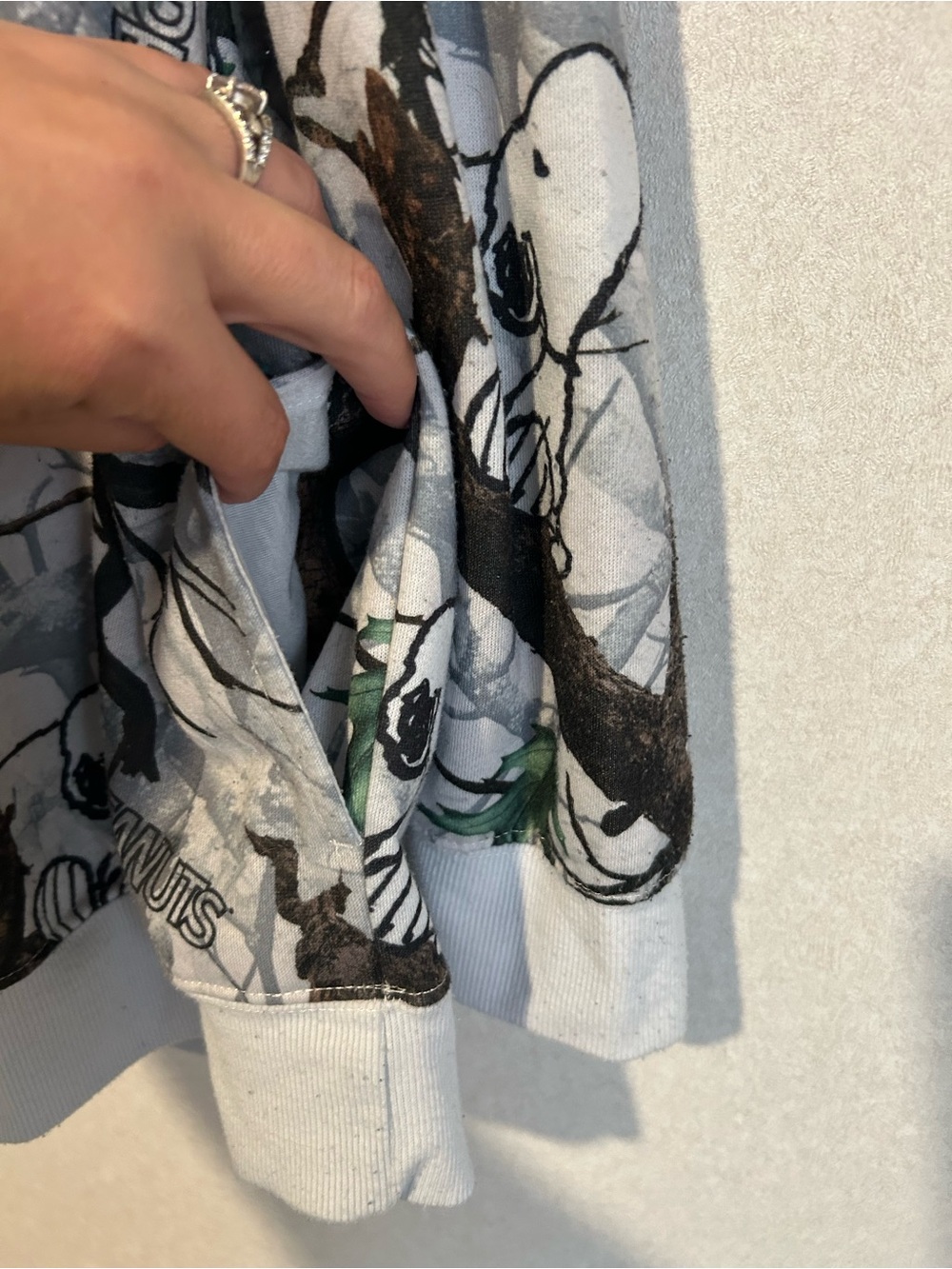 Certified Peanuts Hoodie, With Side Pockets, With Branch Accents, Large - Picture 3 of 7